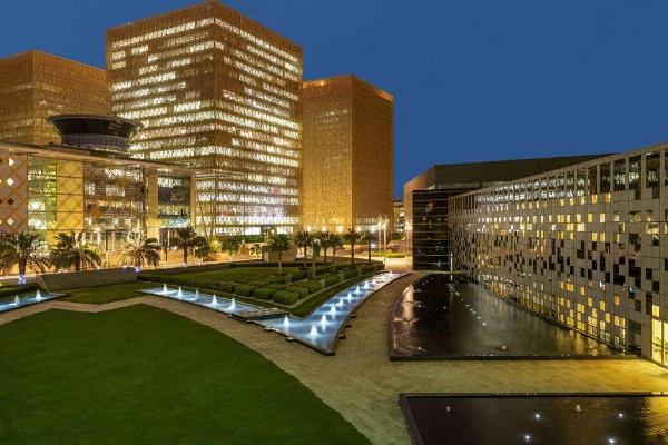 Crowne Plaza RIYADH RDC HOTEL & CONVENTION image 9